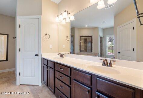 2175 Redbud Cove Southaven, MS 38672 - Photo 13 of 34 redbud-primary bath 1
