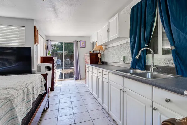 $415,000 | Undisclosed Address, Bakersfield, CA 93313