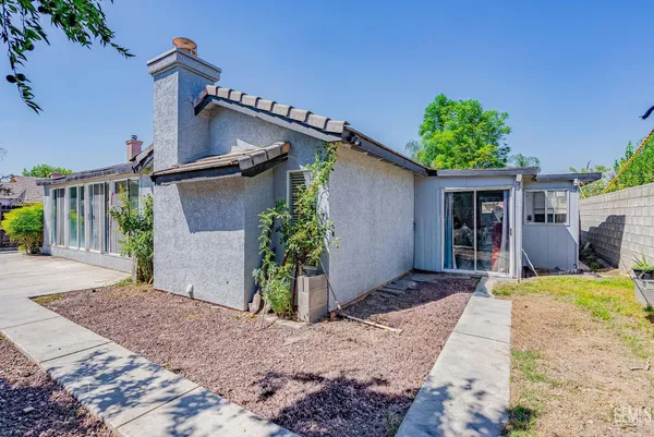 $415,000 | Undisclosed Address, Bakersfield, CA 93313
