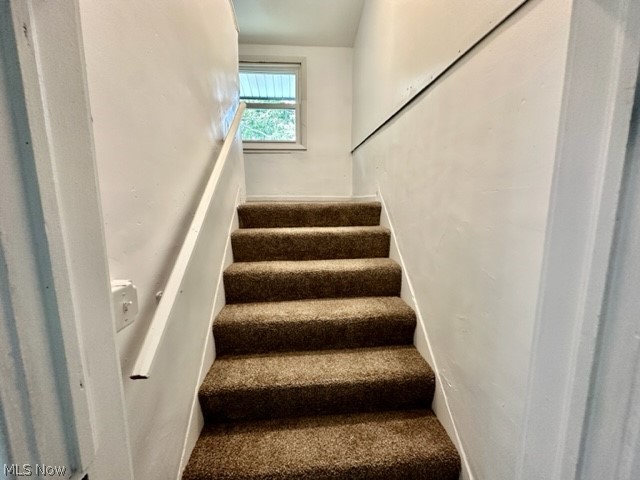 3167 Sycamore Road Cleveland, OH 44118 - Photo 7 of 22
