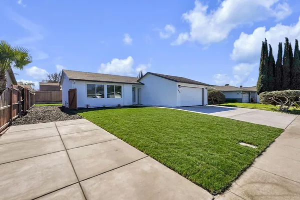 $569,000 | 1800 Duncan Drive, Tracy, CA 95376