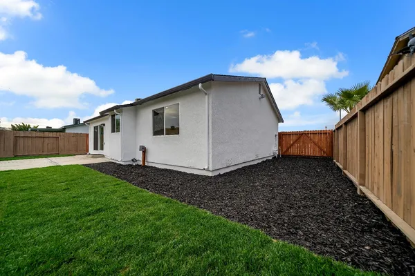 $569,000 | 1800 Duncan Drive, Tracy, CA 95376