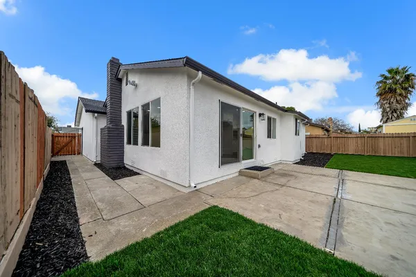 $569,000 | 1800 Duncan Drive, Tracy, CA 95376