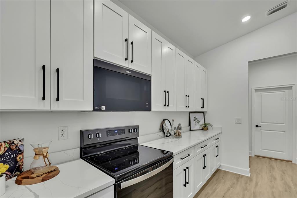 11073 Horned Owl Road Weeki Wachee, FL 34614 - Photo 18 of 53 Gallery Image 18