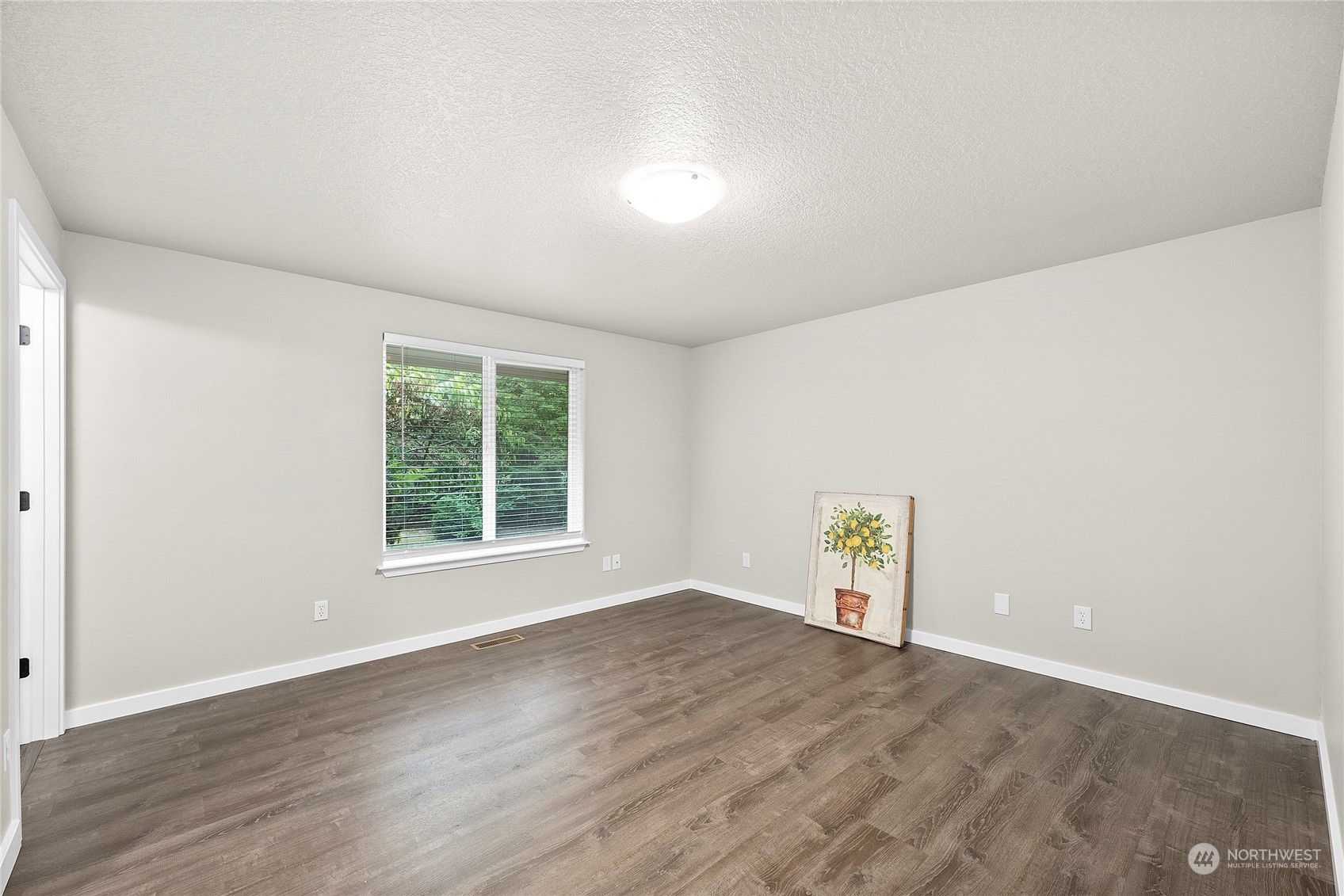190 Northeast Walker Road Poulsbo, WA 98370 - Photo 18 of 40 Gallery Image 18