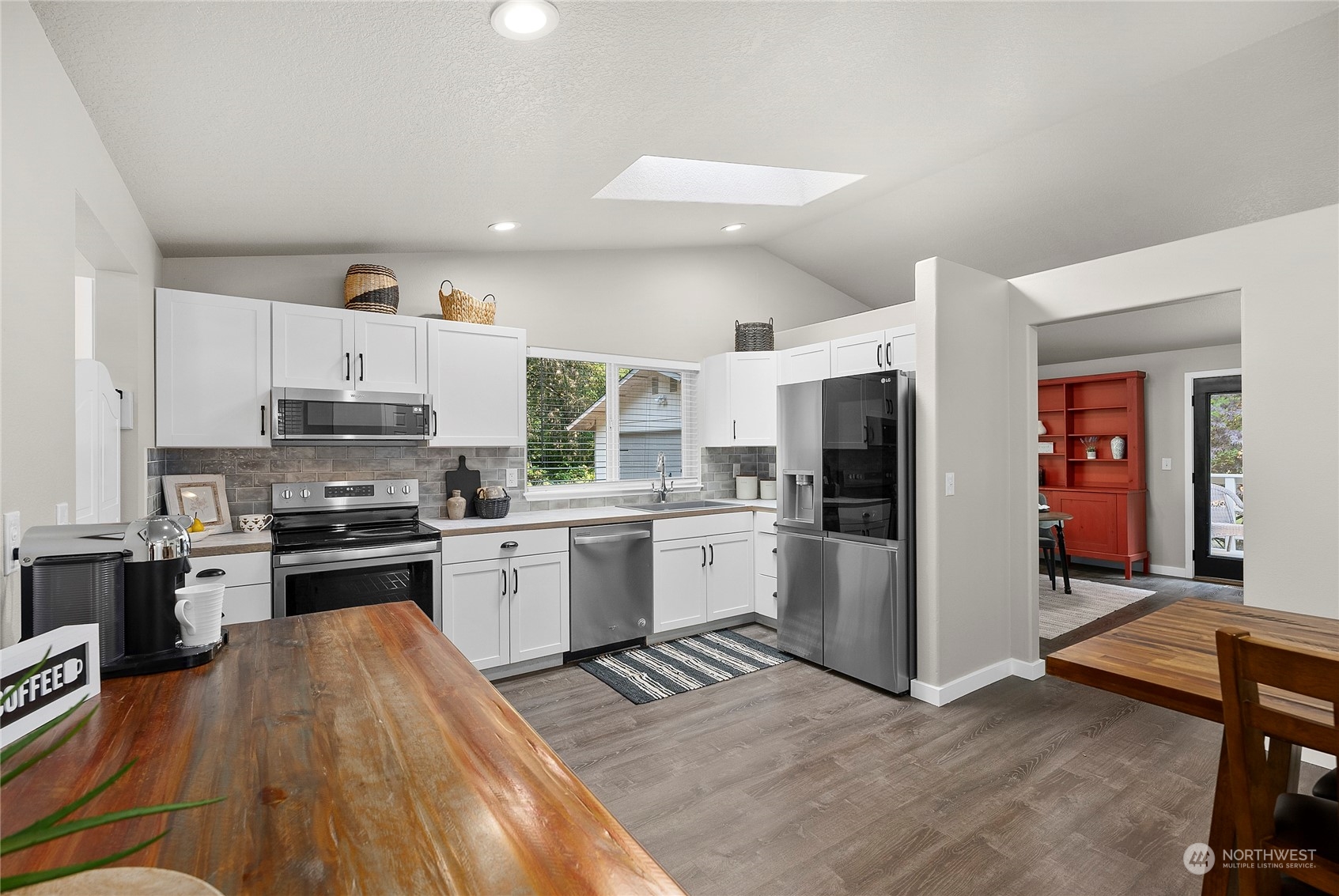 190 Northeast Walker Road Poulsbo, WA 98370 - Photo 7 of 40 Gallery Image 7