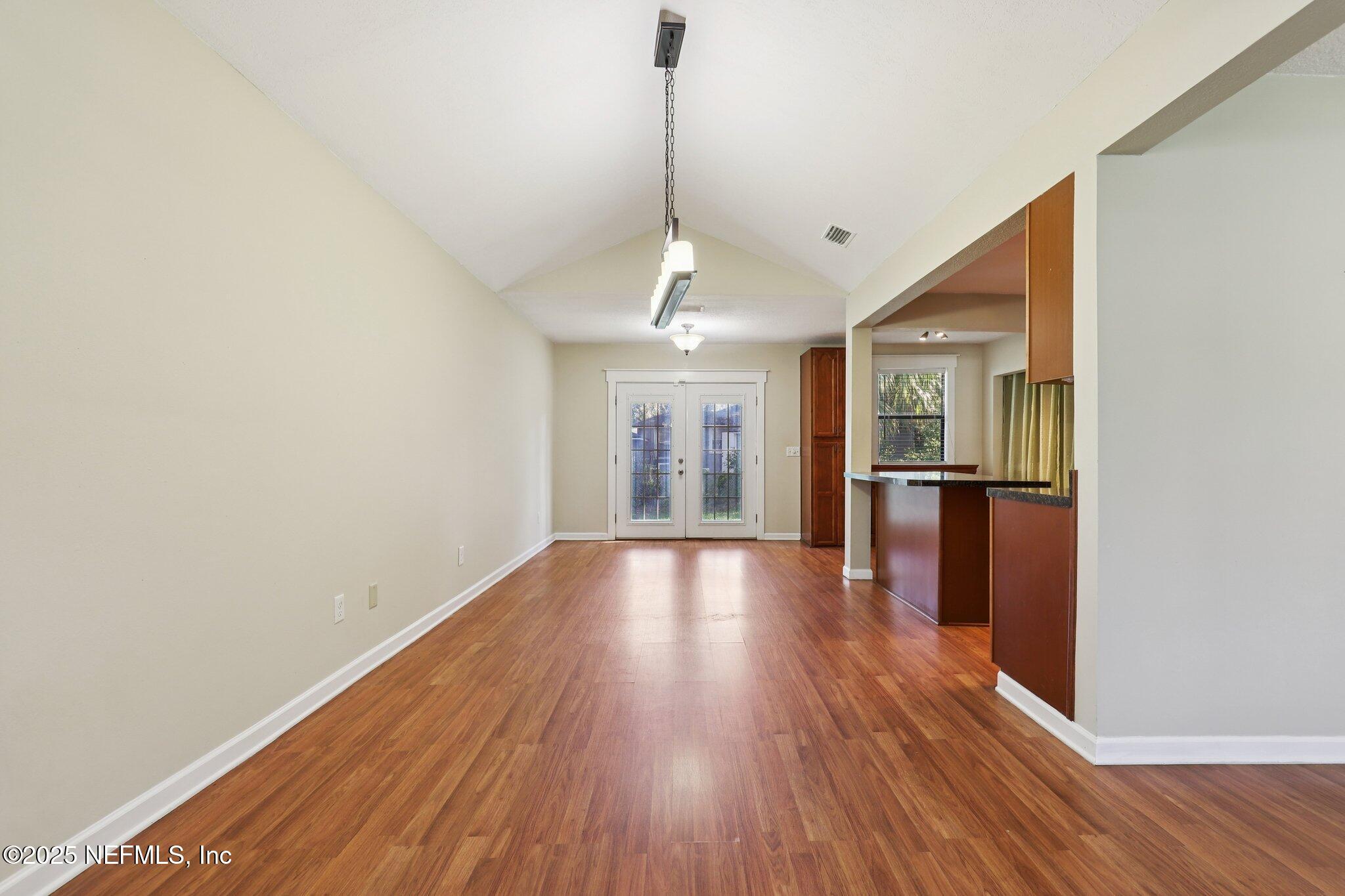2707 Merwyn Road Jacksonville, FL 32207 - Photo 11 of 33 11-web-or-mls-Merwyn Rd-S1511-011