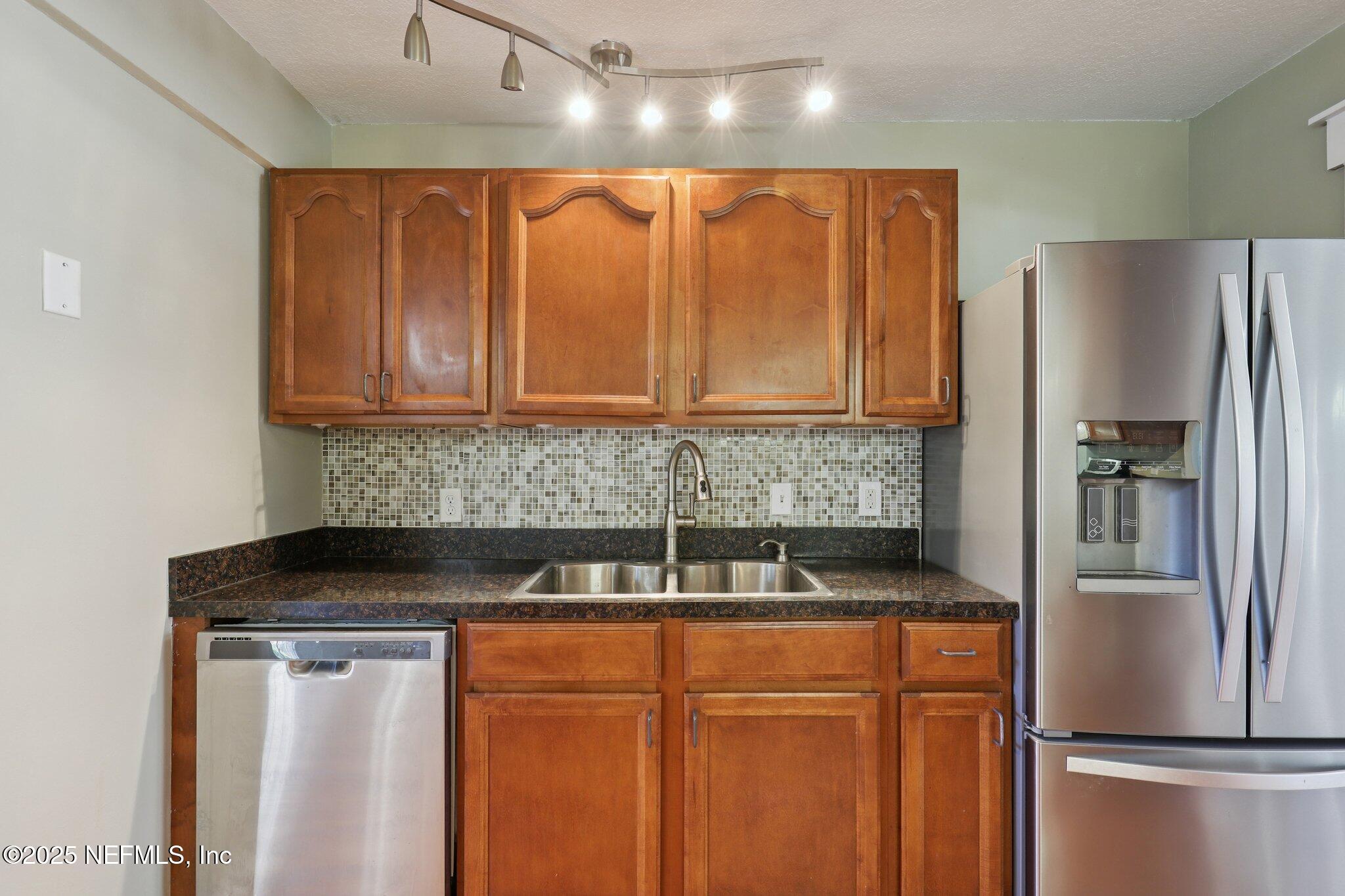 2707 Merwyn Road Jacksonville, FL 32207 - Photo 14 of 33 15-web-or-mls-Merwyn Rd-S1511-015
