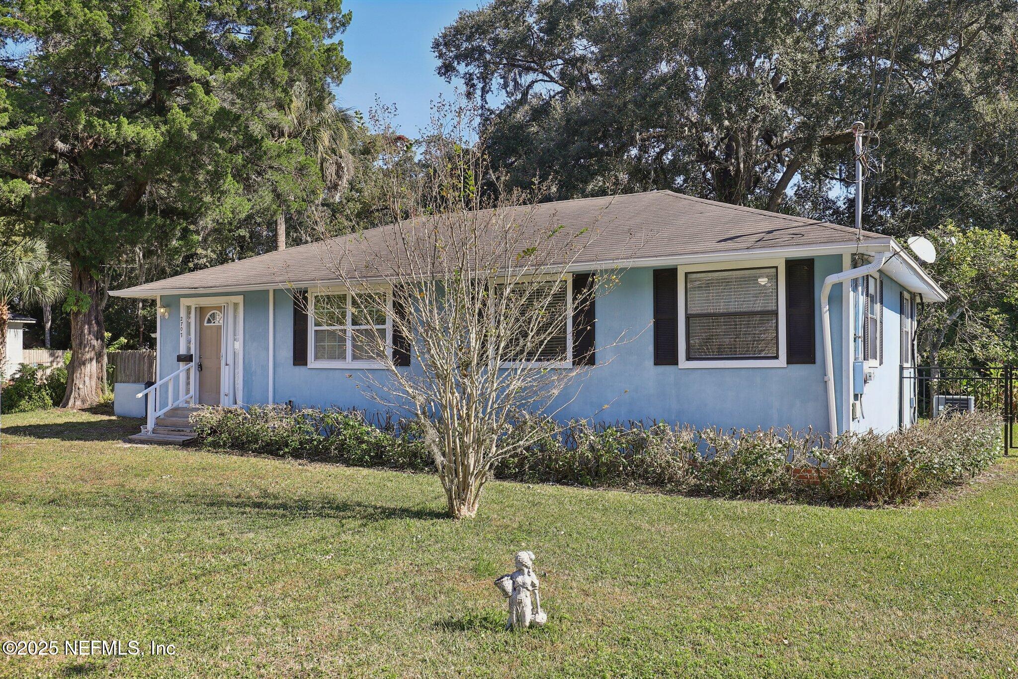 2707 Merwyn Road Jacksonville, FL 32207 - Photo 3 of 33 2-web-or-mls-Merwyn Rd-S1511-002