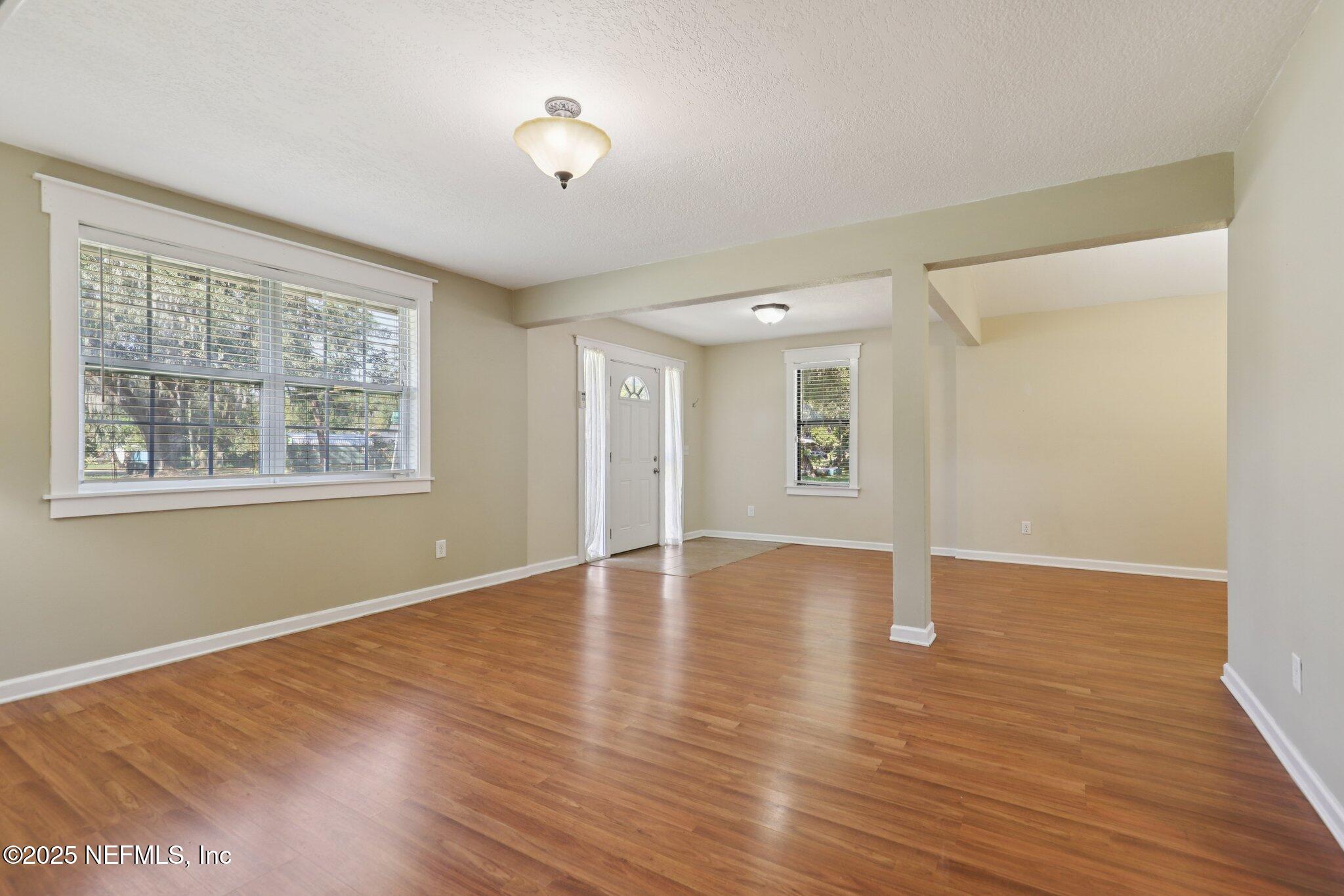 2707 Merwyn Road Jacksonville, FL 32207 - Photo 9 of 33 9-web-or-mls-Merwyn Rd-S1511-009