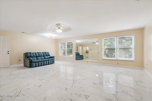 $599,000 | 1590 Epping Forest Drive, Southaven, MS 38671