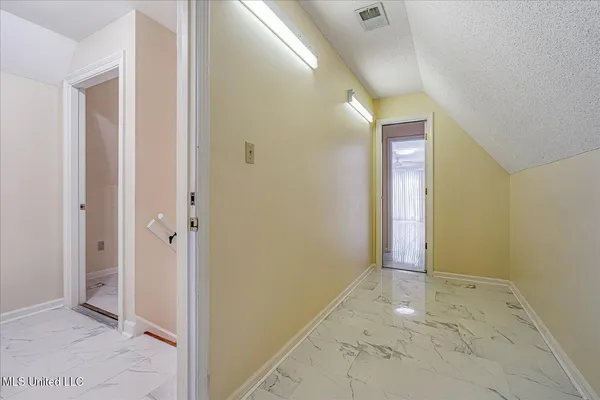 $599,000 | 1590 Epping Forest Drive, Southaven, MS 38671