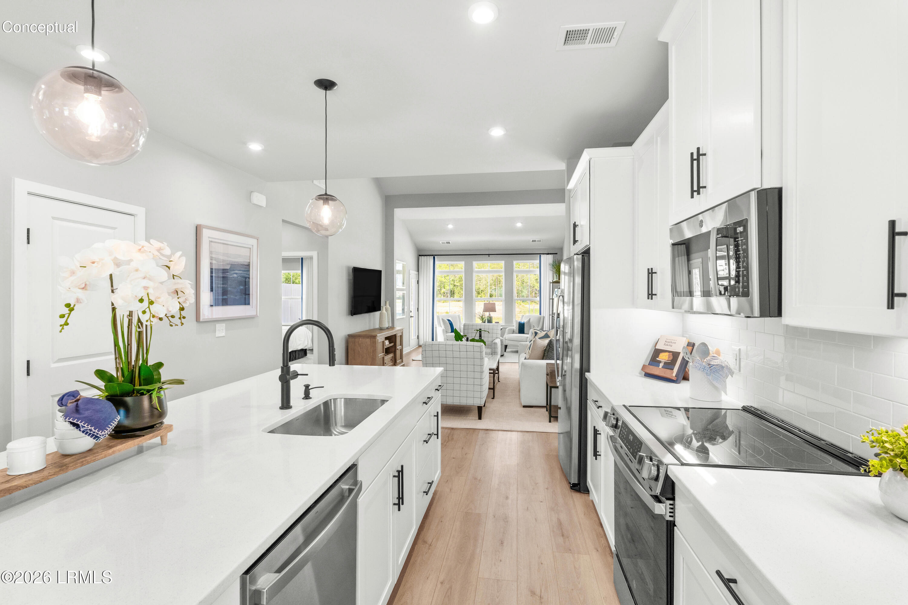 138 Crown Street Hardeeville, SC 29927 - Photo 6 of 27 MPO 527 28 Crown St Interior 8