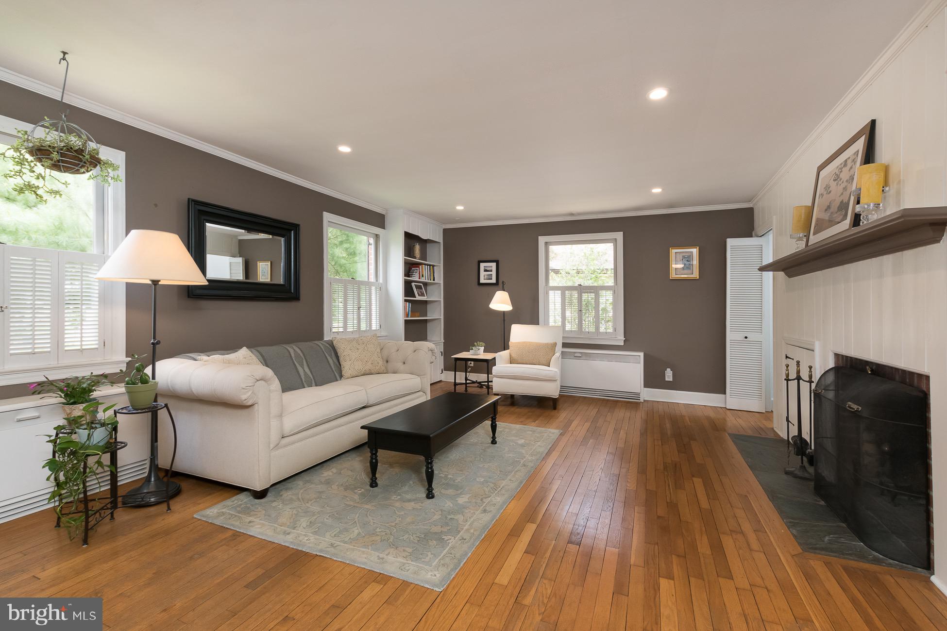 413 South Main Street Pennington, NJ 08534 - Photo 2 of 22