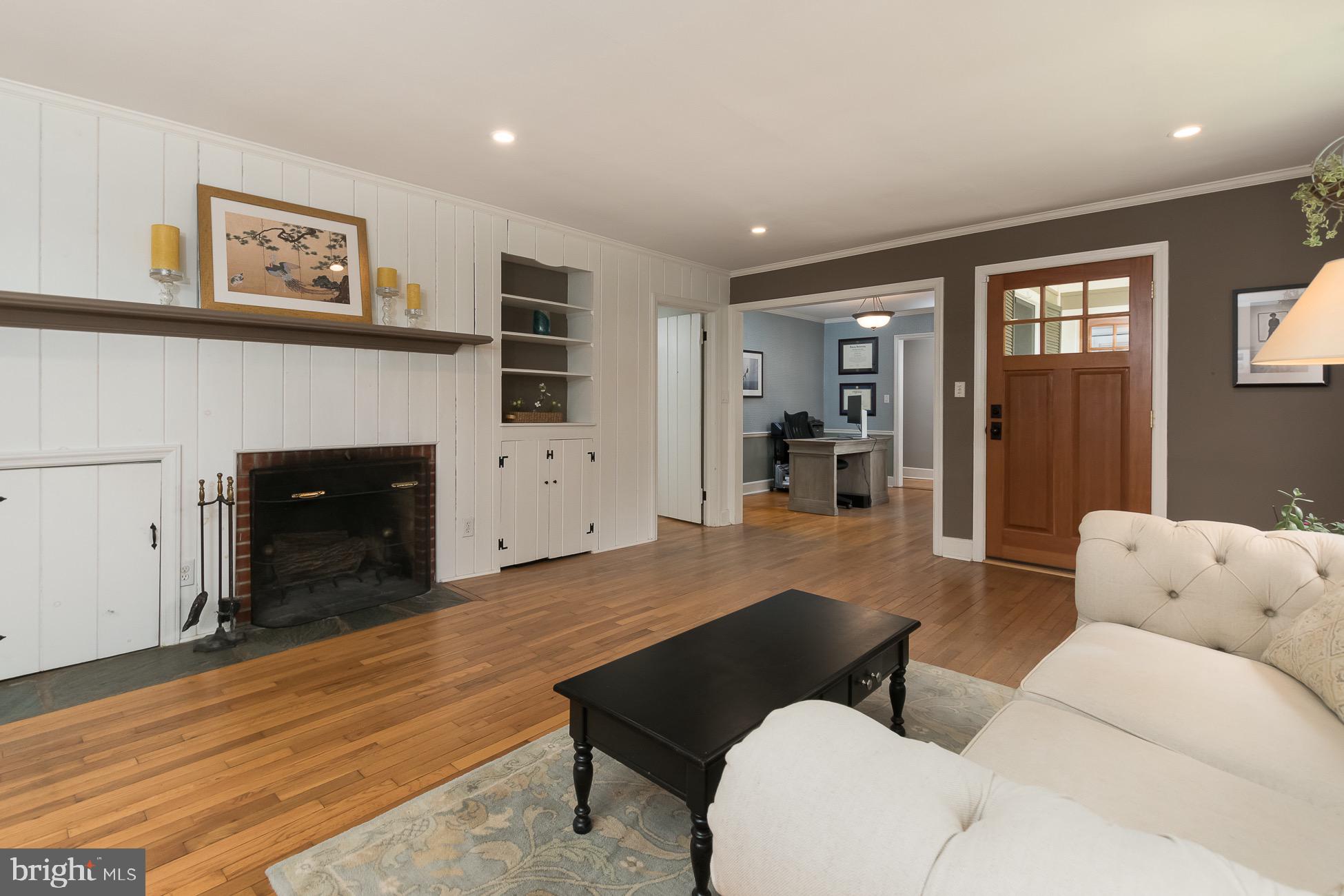 413 South Main Street Pennington, NJ 08534 - Photo 3 of 22