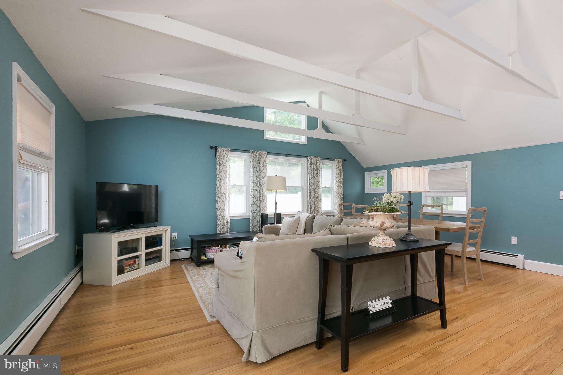 413 South Main Street Pennington, NJ 08534 - Photo 6 of 22