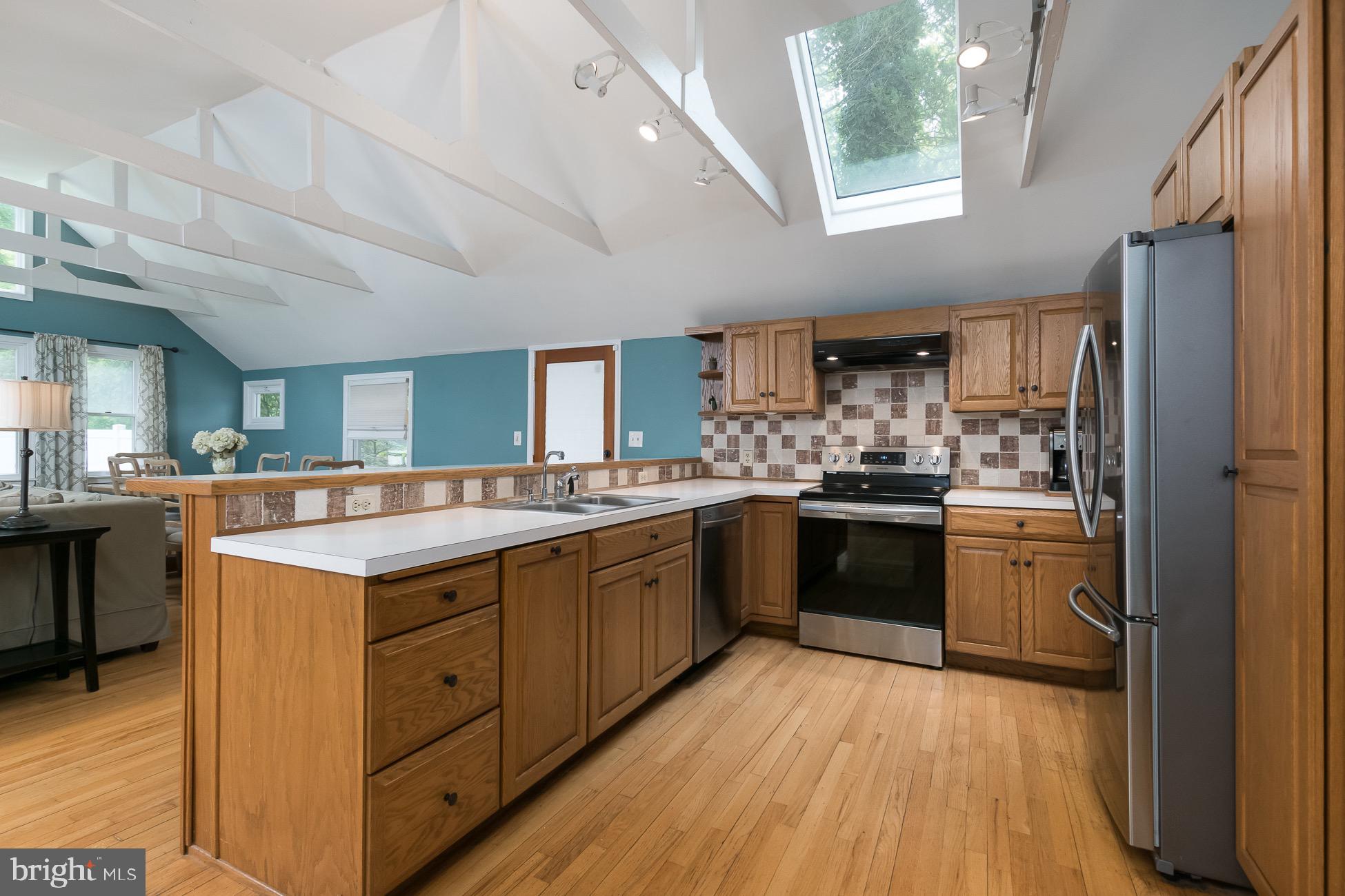 413 South Main Street Pennington, NJ 08534 - Photo 8 of 22