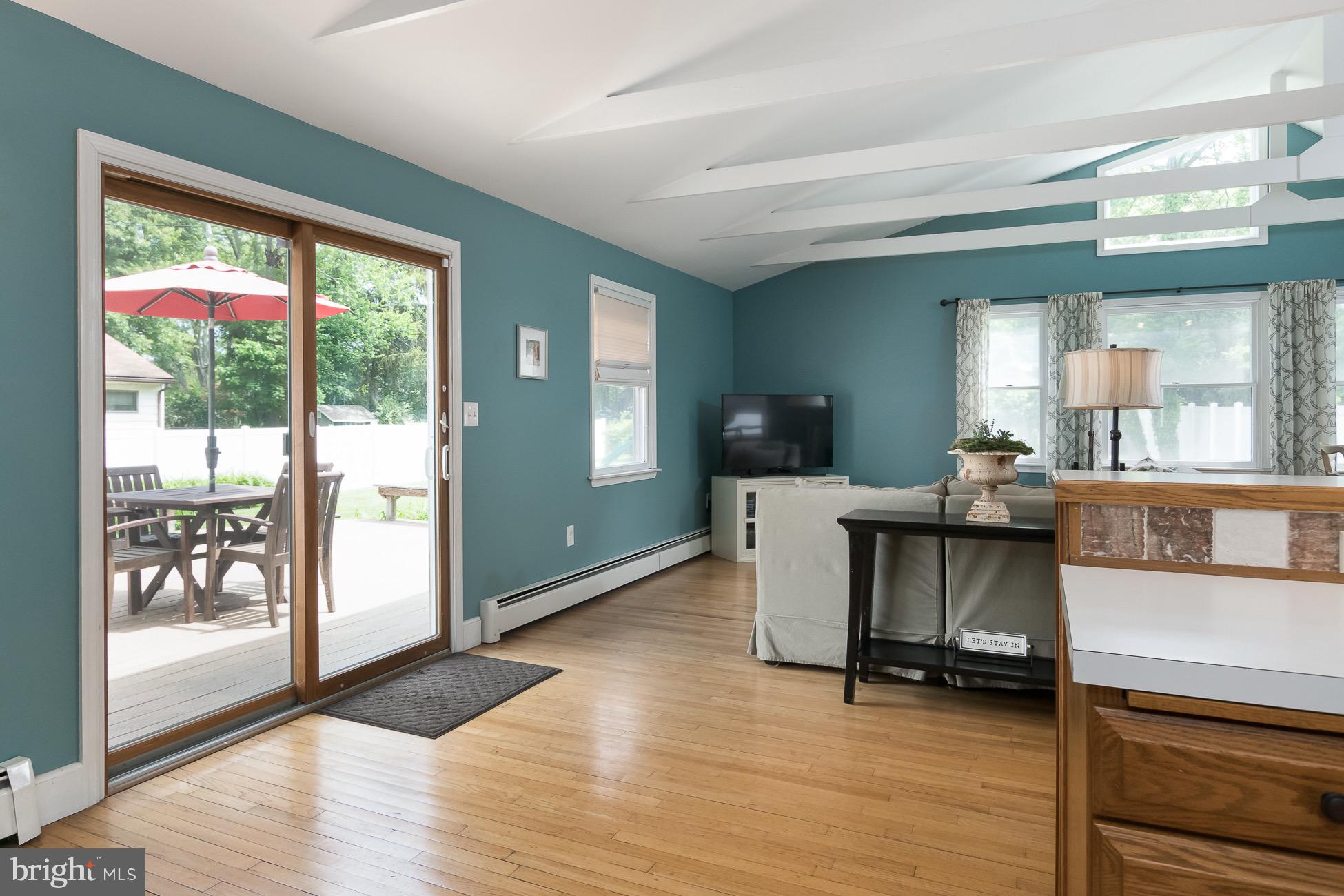 413 South Main Street Pennington, NJ 08534 - Photo 9 of 22