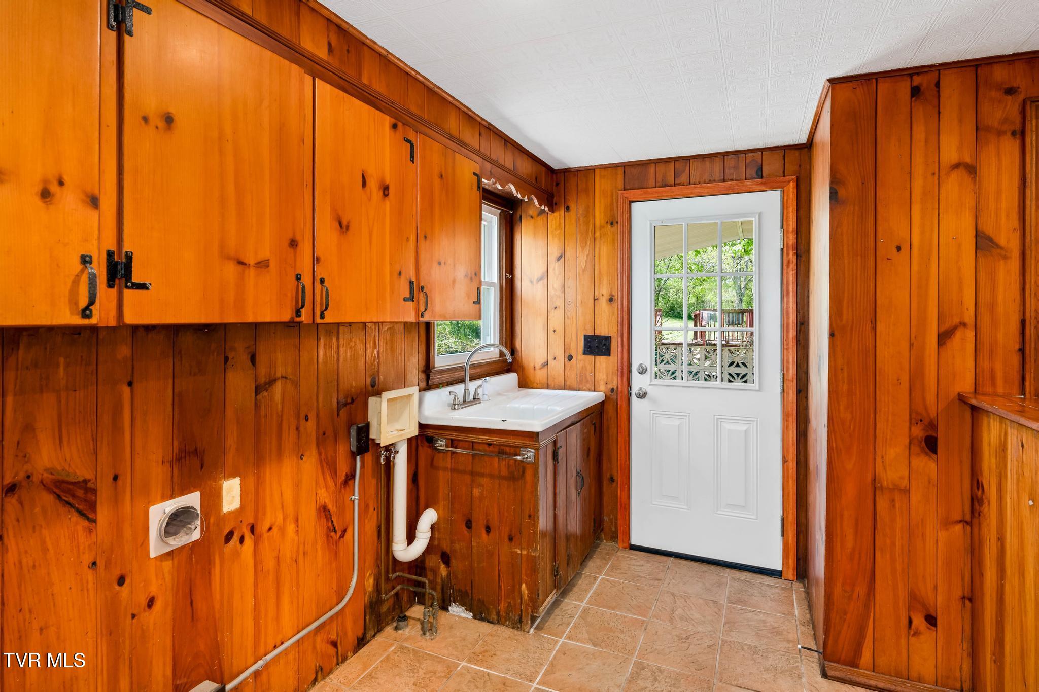 596 Leesburg Road Jonesborough, TN 37659 - Photo 13 of 48 596 Leesburg Road (43 of 56)