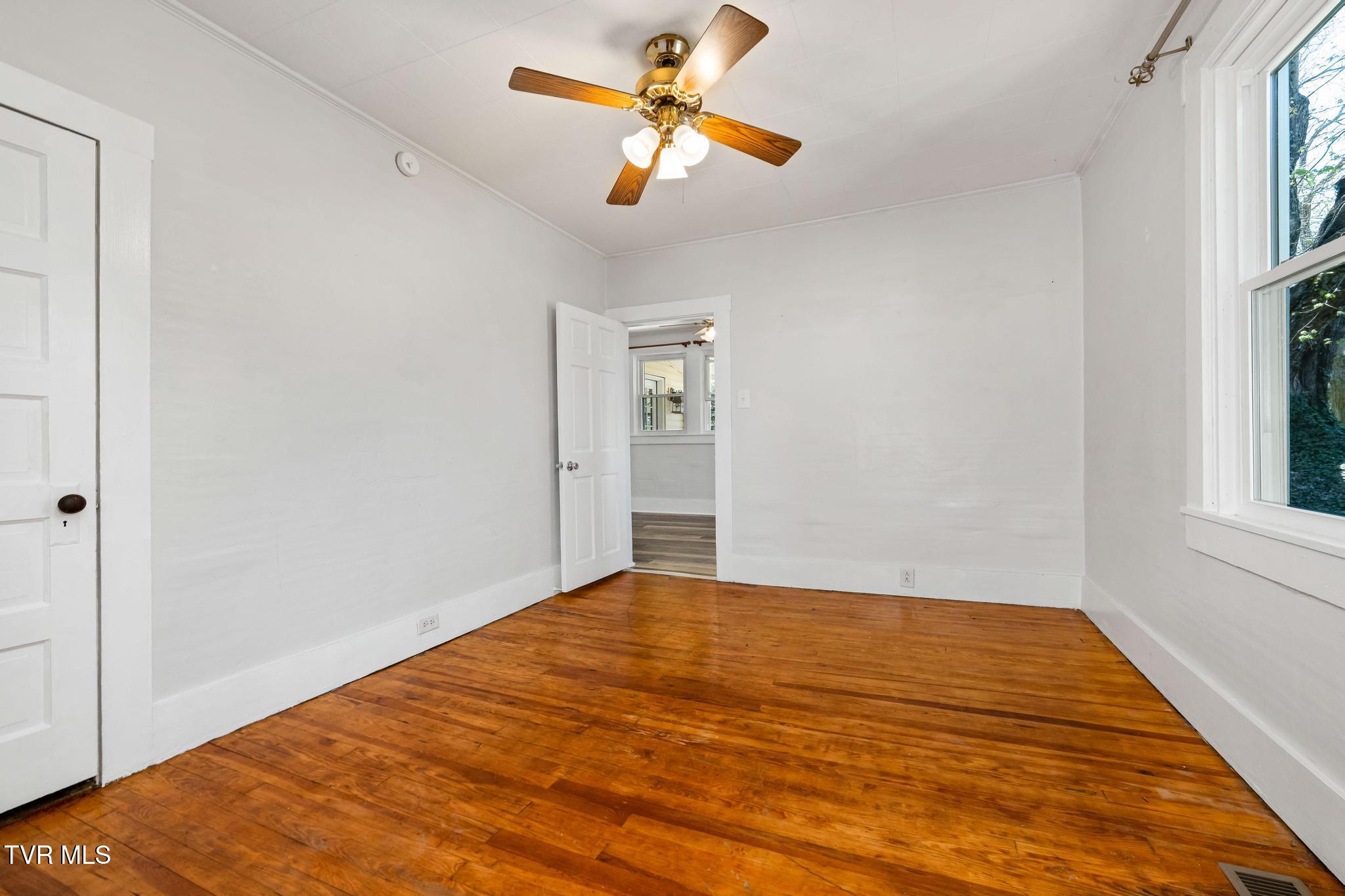 596 Leesburg Road Jonesborough, TN 37659 - Photo 18 of 48 596 Leesburg Road (48 of 56)