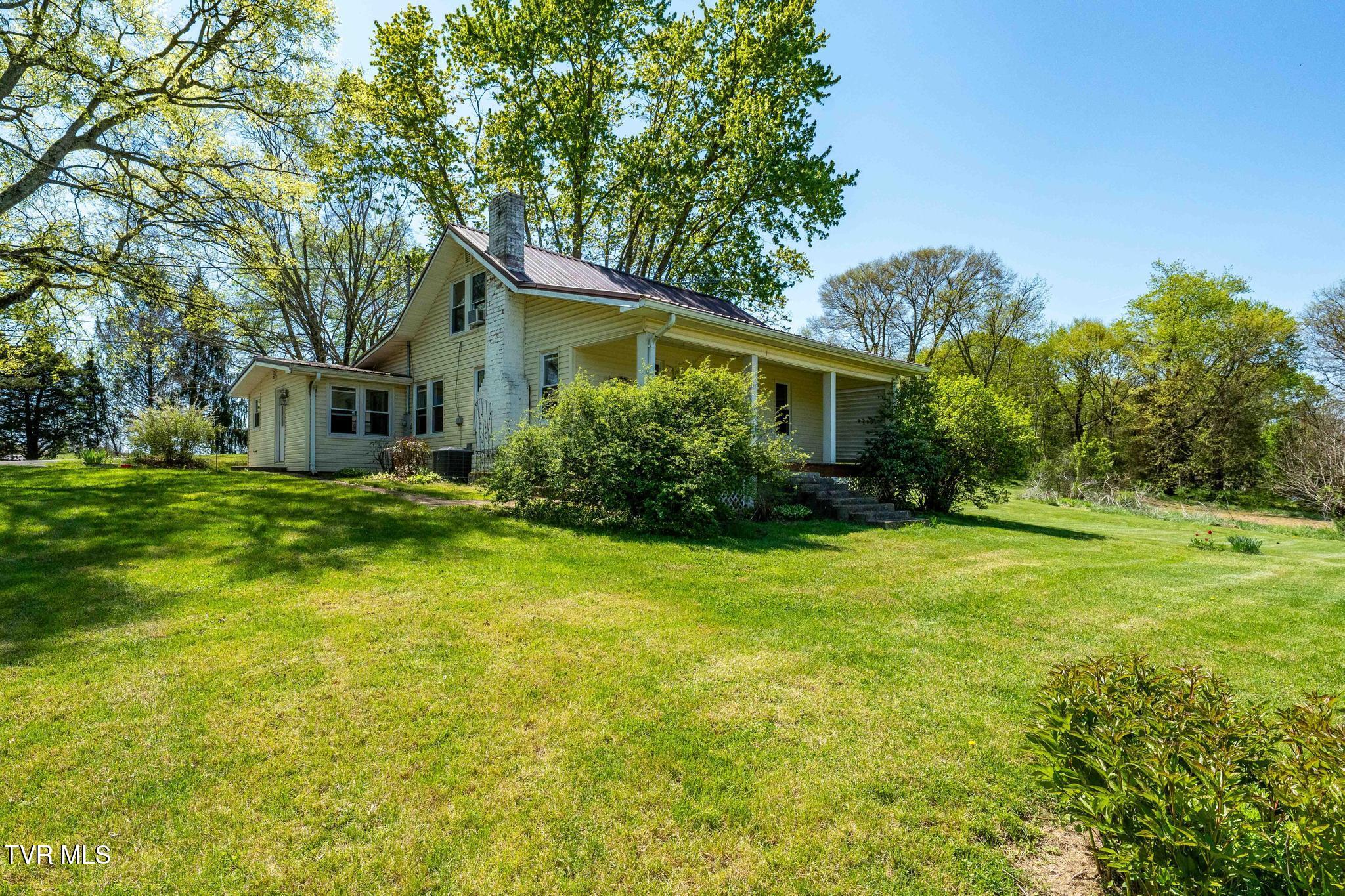 596 Leesburg Road Jonesborough, TN 37659 - Photo 2 of 48 596 Leesburg Road (4 of 56)