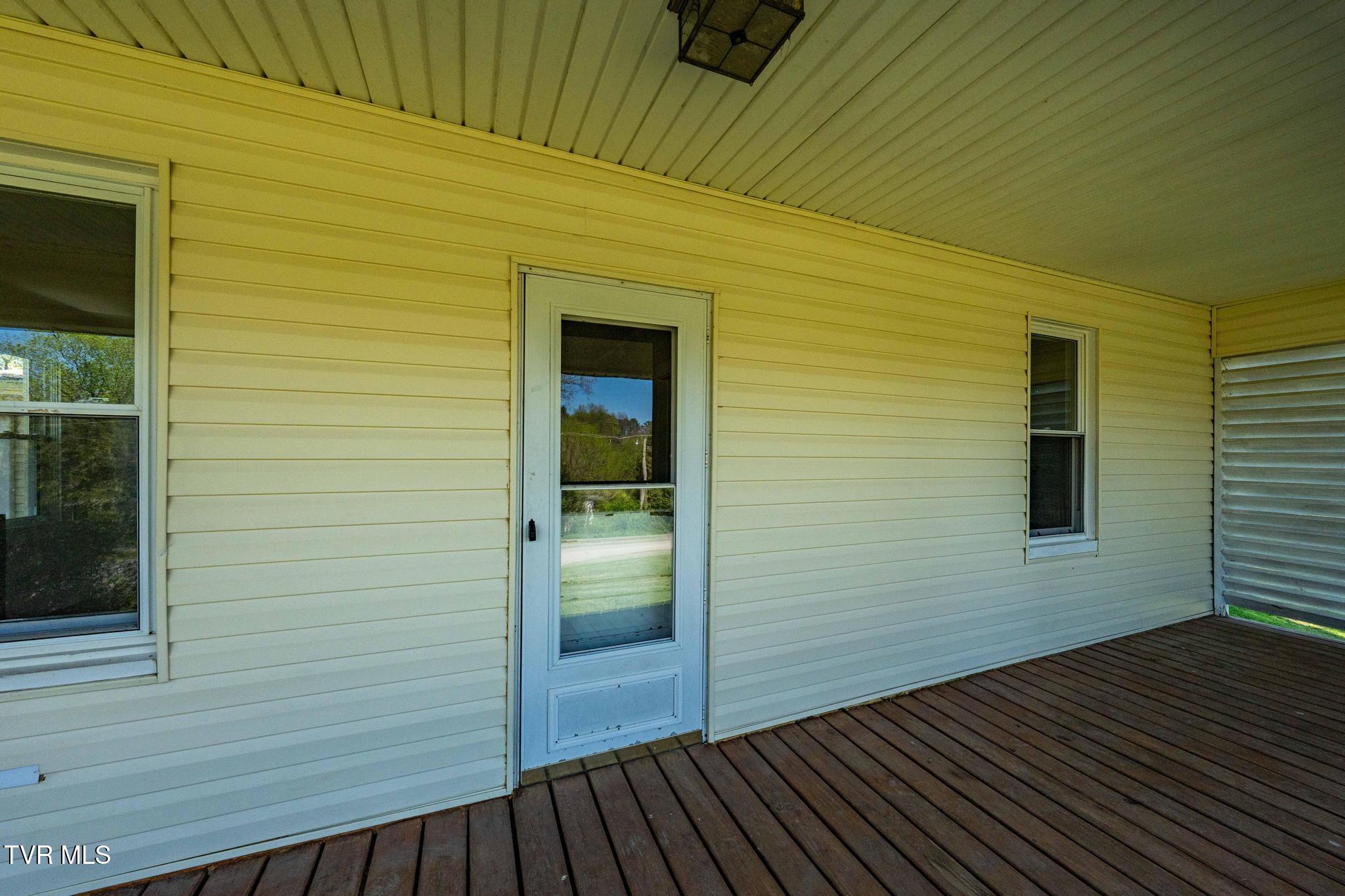 596 Leesburg Road Jonesborough, TN 37659 - Photo 3 of 48 596 Leesburg Road (7 of 56)