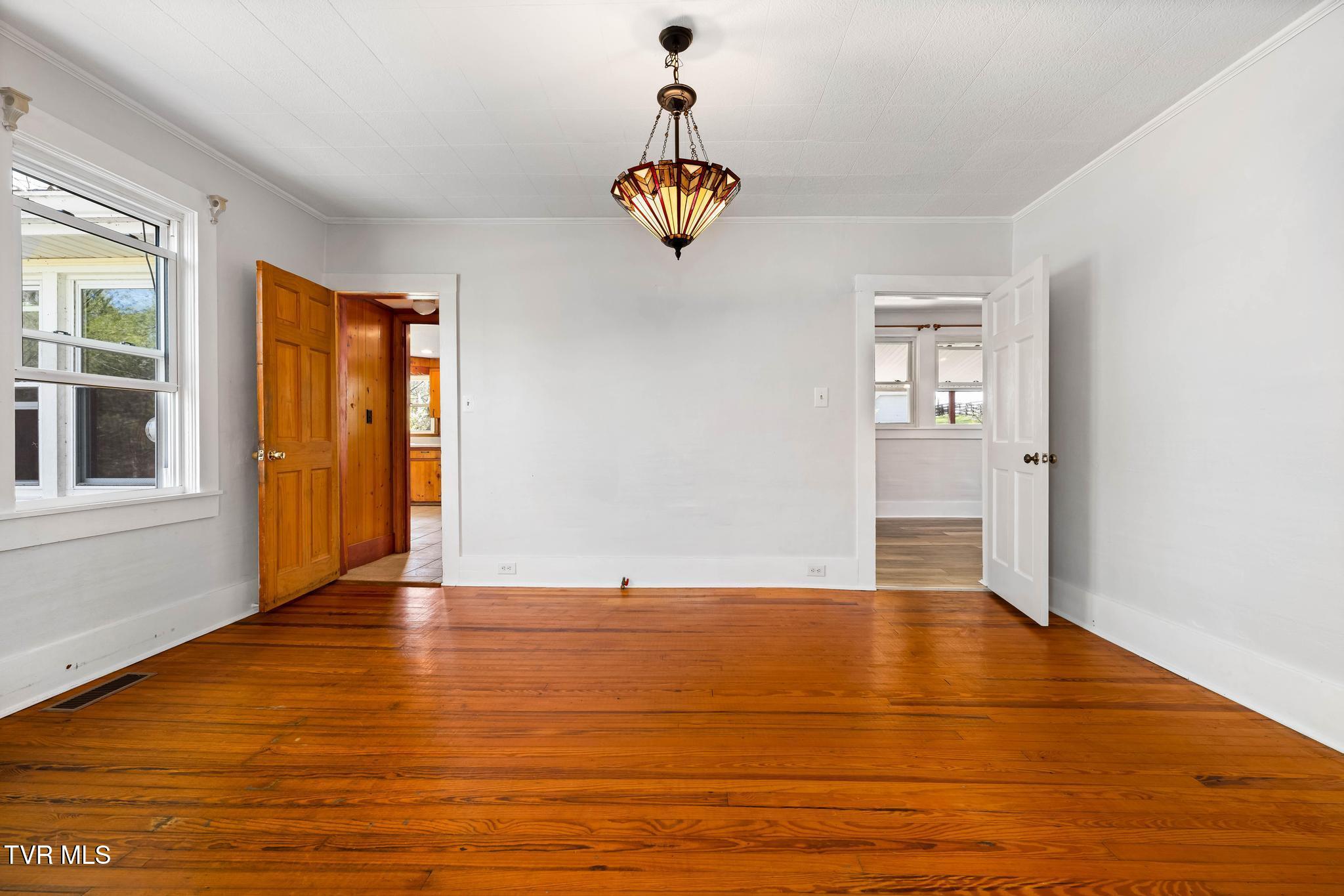 596 Leesburg Road Jonesborough, TN 37659 - Photo 8 of 48 596 Leesburg Road (38 of 56)