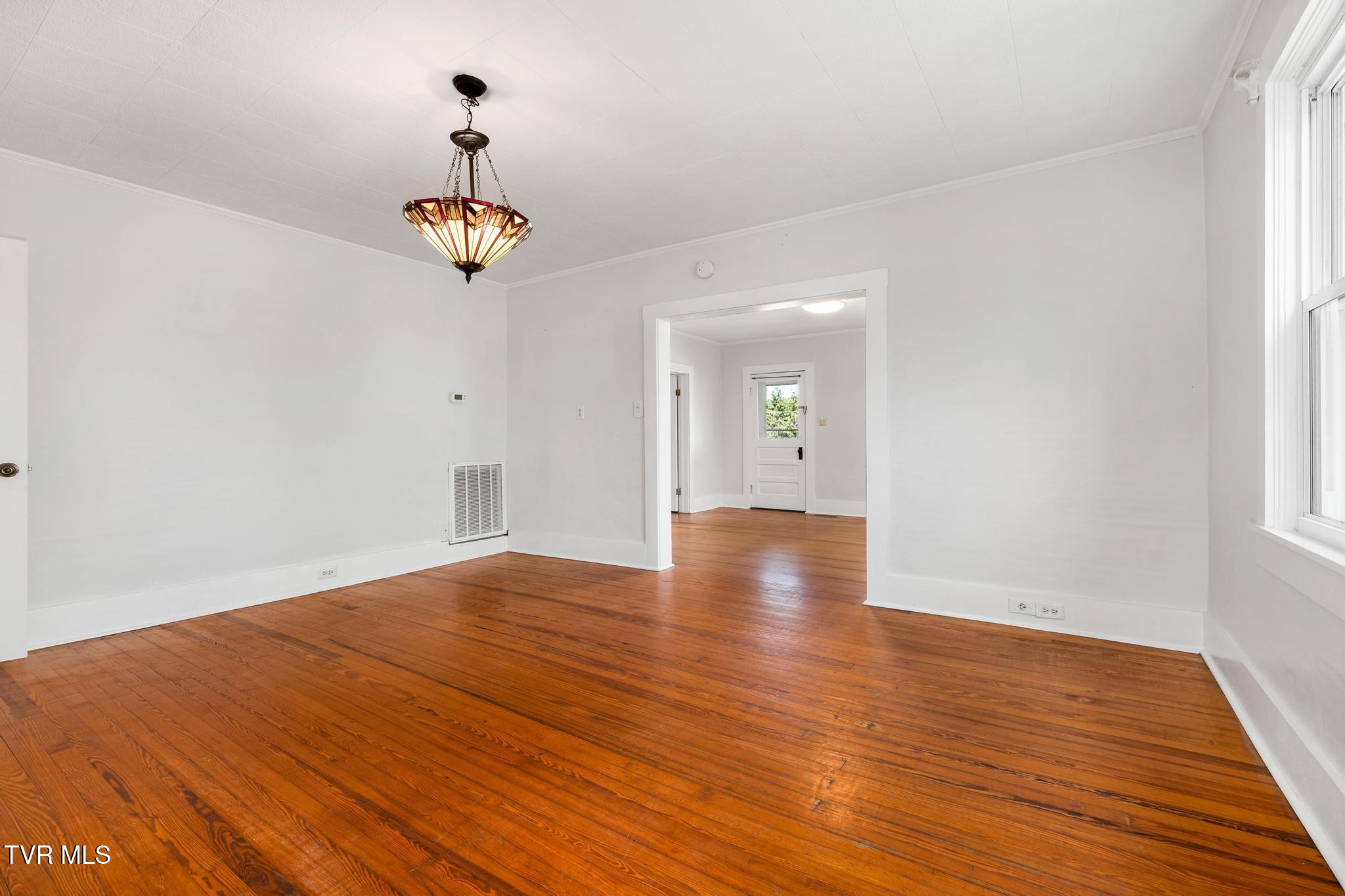 596 Leesburg Road Jonesborough, TN 37659 - Photo 9 of 48 596 Leesburg Road (39 of 56)