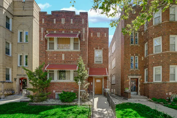 $1,450 | 8233 South Langley Avenue, Unit G, Chicago, IL 60619