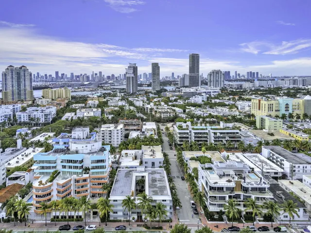 a picture of city view