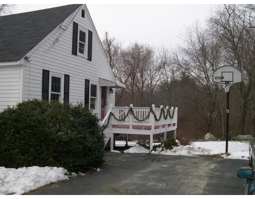 4 Nash Road Acton, MA 01720 - Photo 2 of 9 Gallery Image 2
