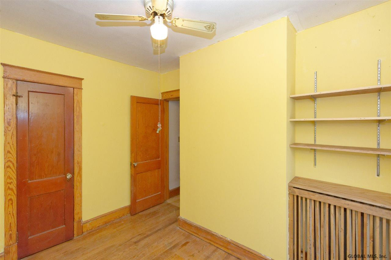 8 Mohawk Avenue Rensselaer, NY 12144 - Photo 19 of 41 Photo 19