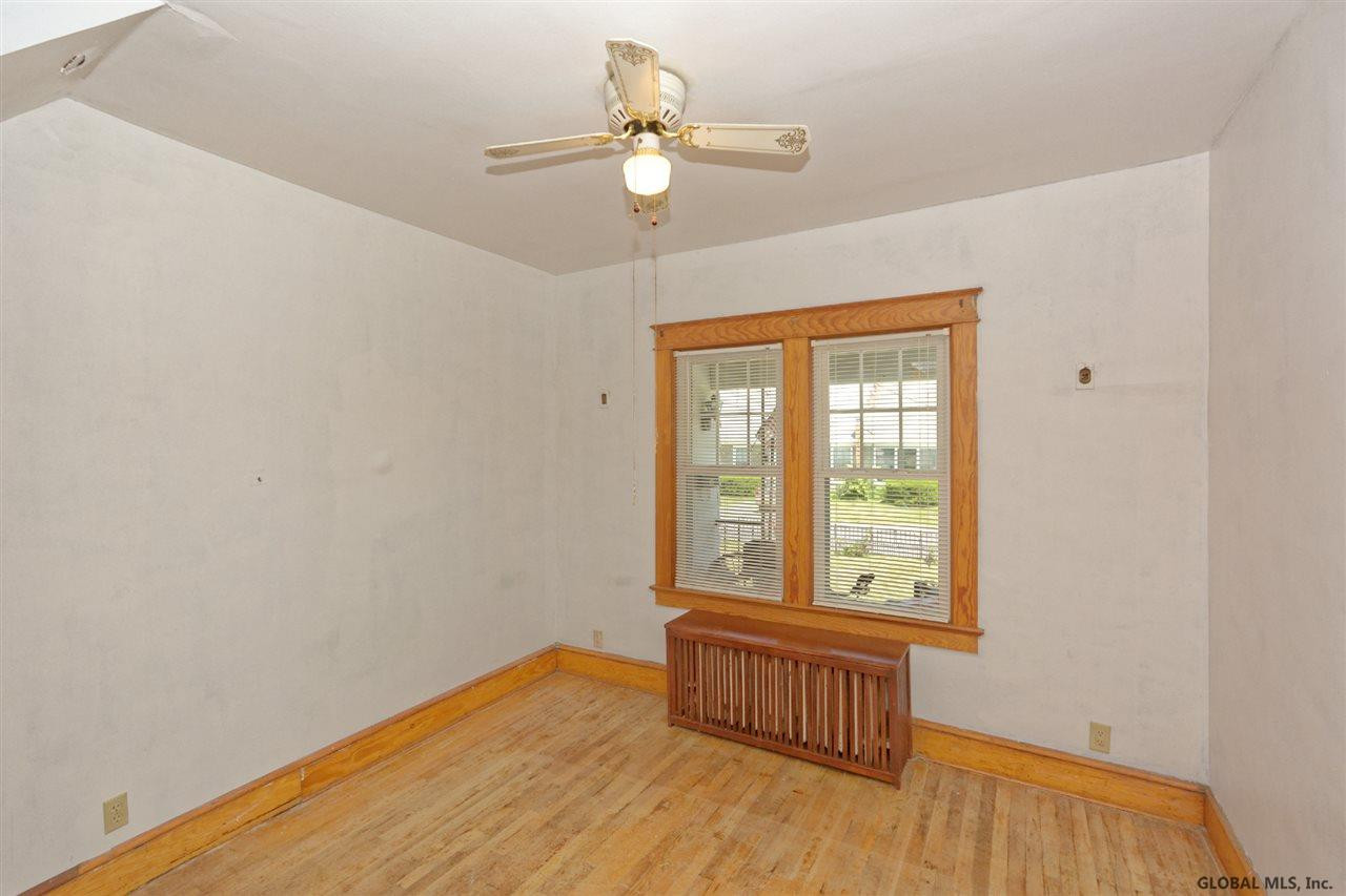 8 Mohawk Avenue Rensselaer, NY 12144 - Photo 21 of 41 Photo 21