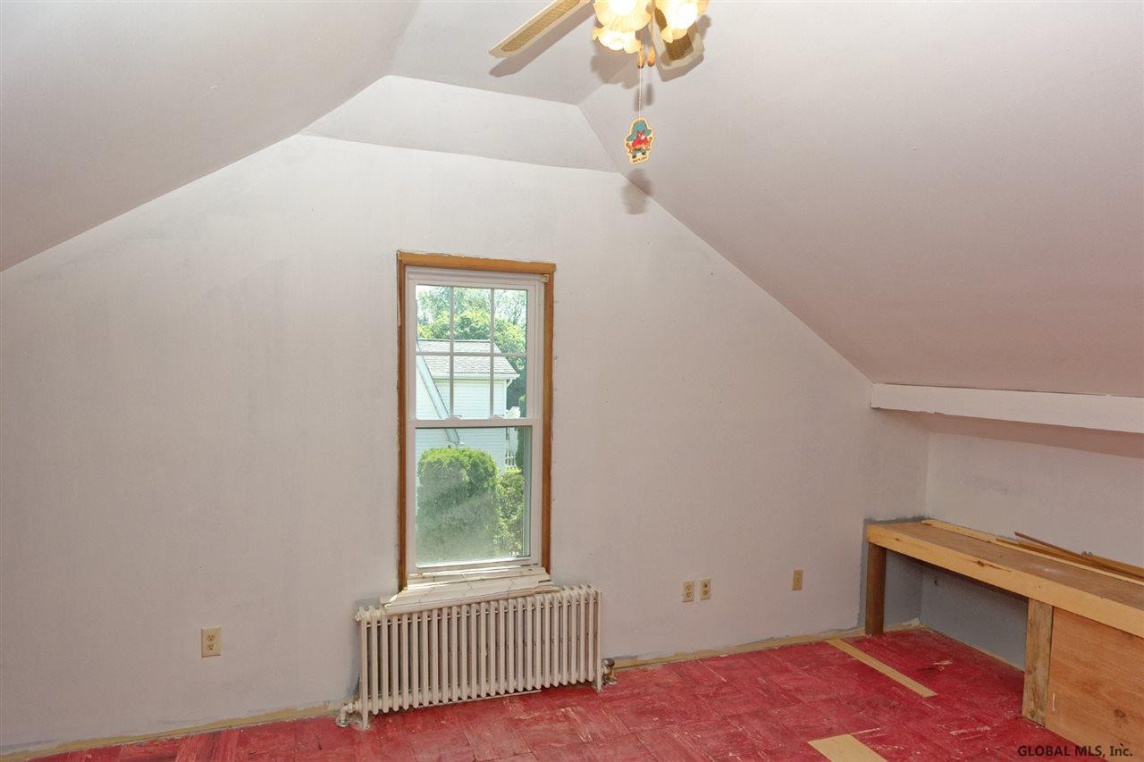 8 Mohawk Avenue Rensselaer, NY 12144 - Photo 23 of 41 Photo 23