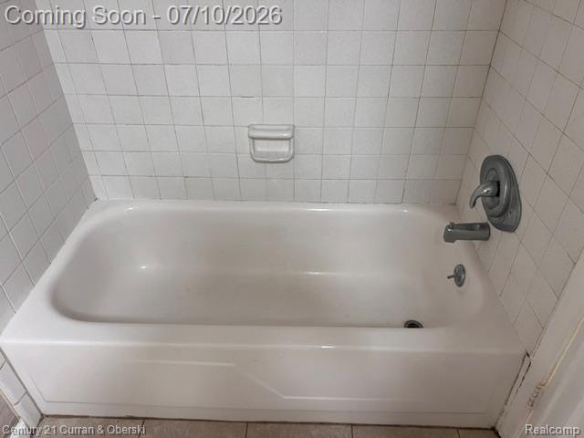 14682 Middle Gibraltar Road, Unit 24 Rockwood, MI 48173 - Photo 16 of 21 IMG_1460.jpeg