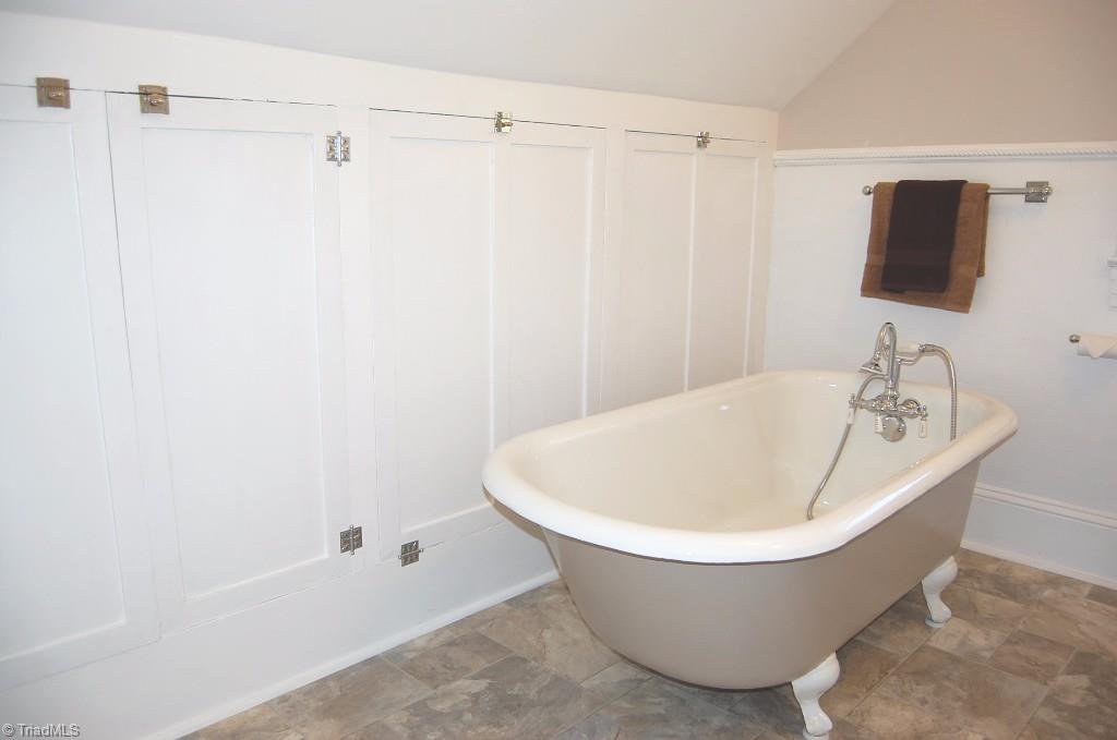 1205 Johnson Street High Point, NC 27262 - Photo 16 of 30 Gallery Image 16