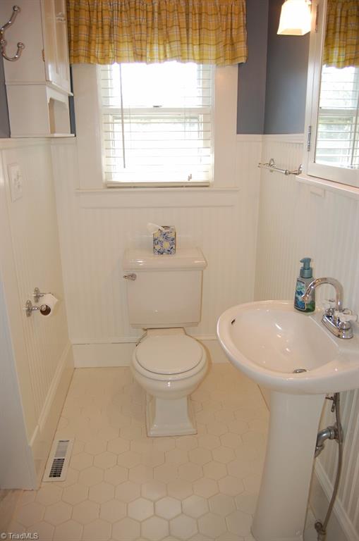 1205 Johnson Street High Point, NC 27262 - Photo 18 of 30 Gallery Image 18