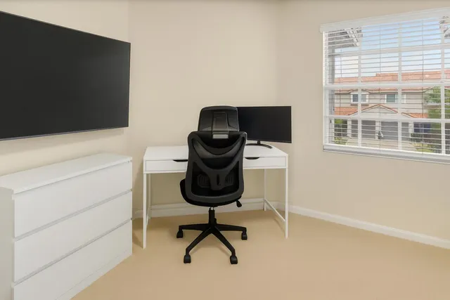 $3,600 | 20951 Via Alamanda, Unit 3, Boca Raton, FL 33428