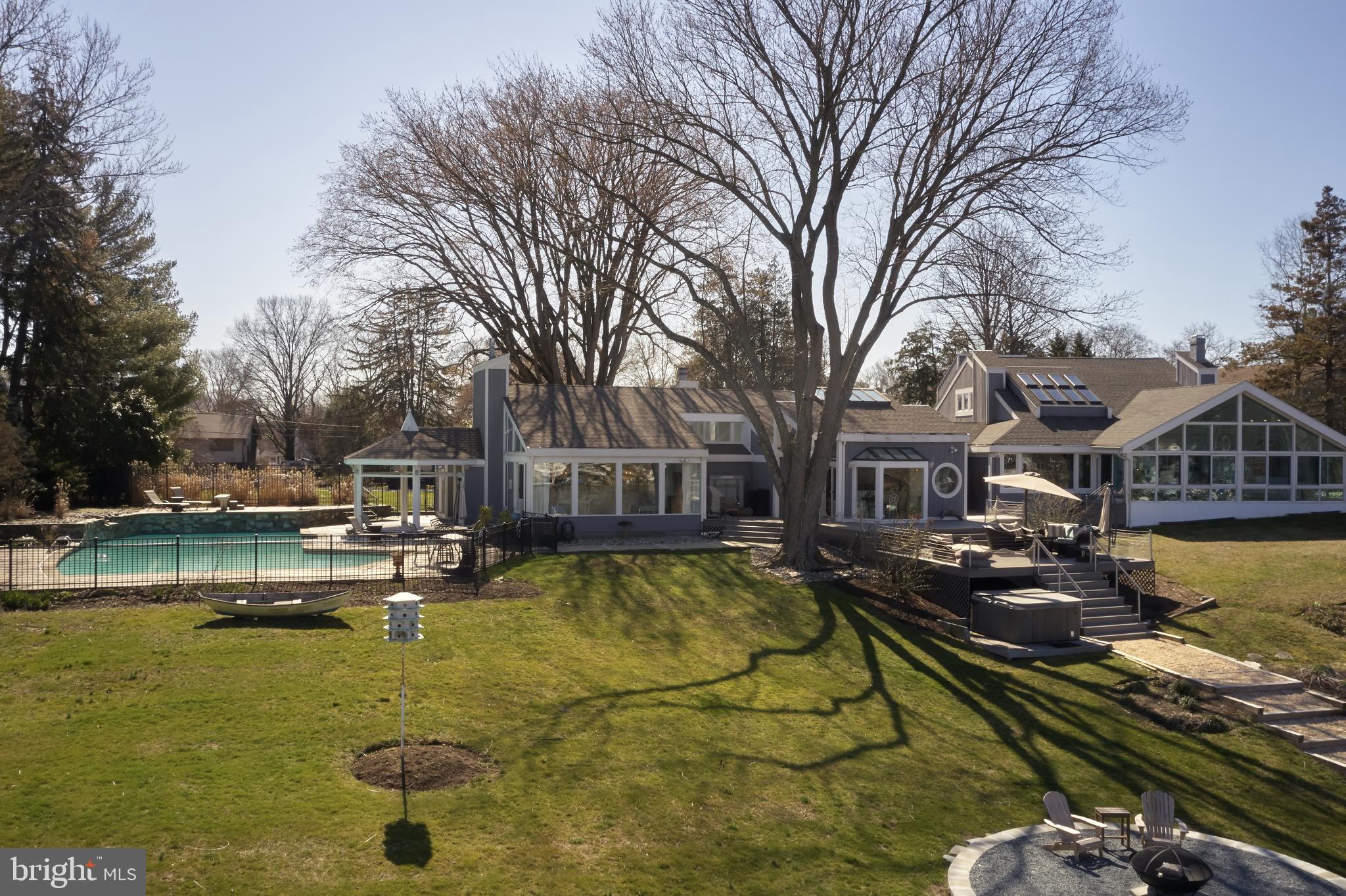 238 Riverside Road Edgewater, MD 21037 - Photo 135 of 145 Magnificent Back yard