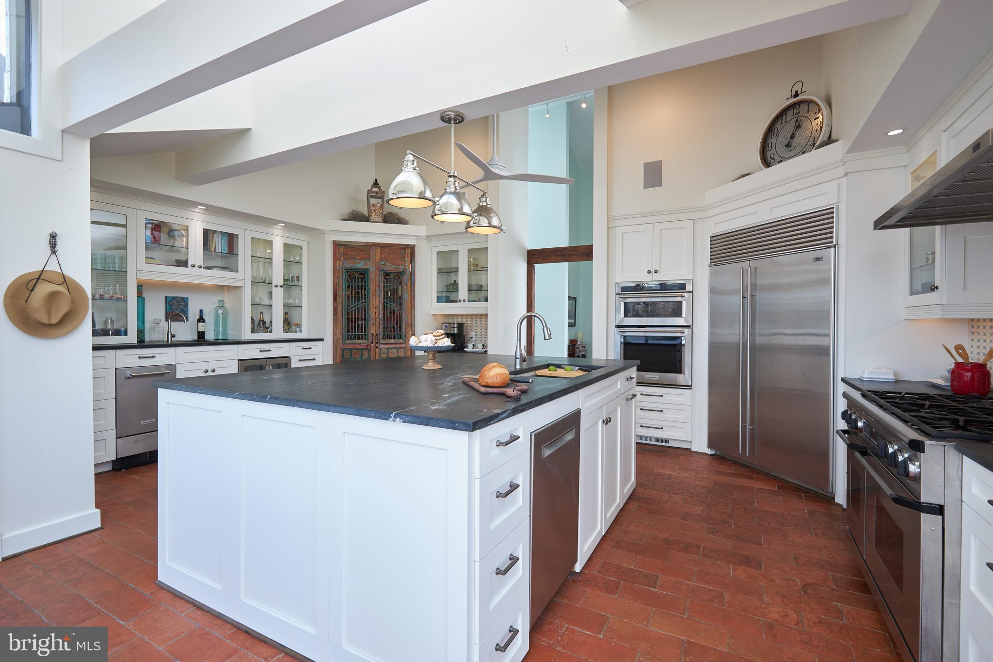 238 Riverside Road Edgewater, MD 21037 - Photo 22 of 145 Stunning Gourmet Kitchen