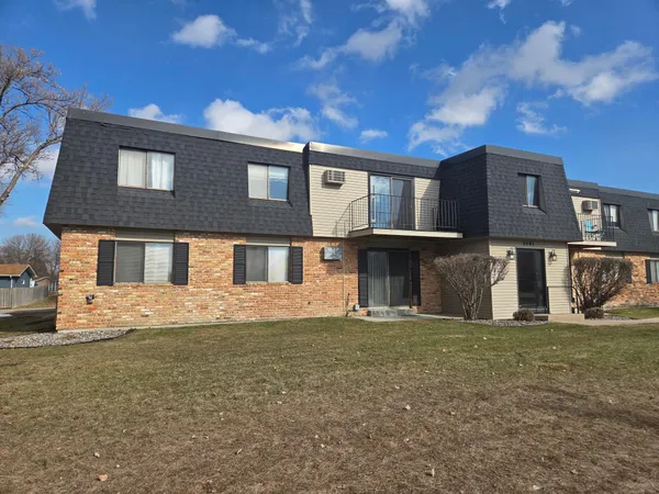 $124,900 | 2401 16th Avenue South, Unit 13, Fargo, ND 58103