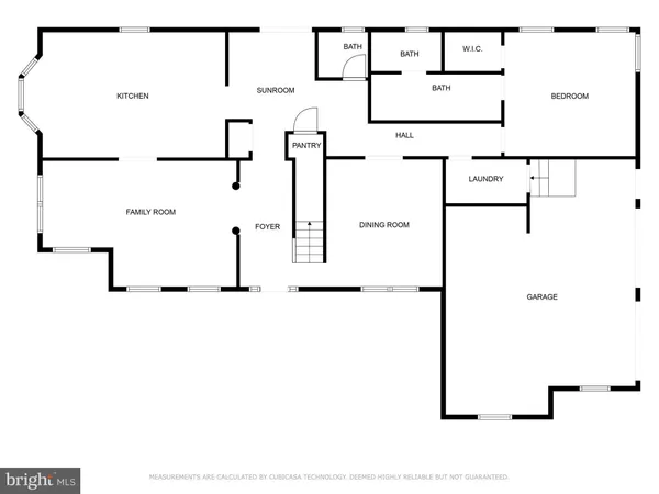 a view of hallway with a outdoor space