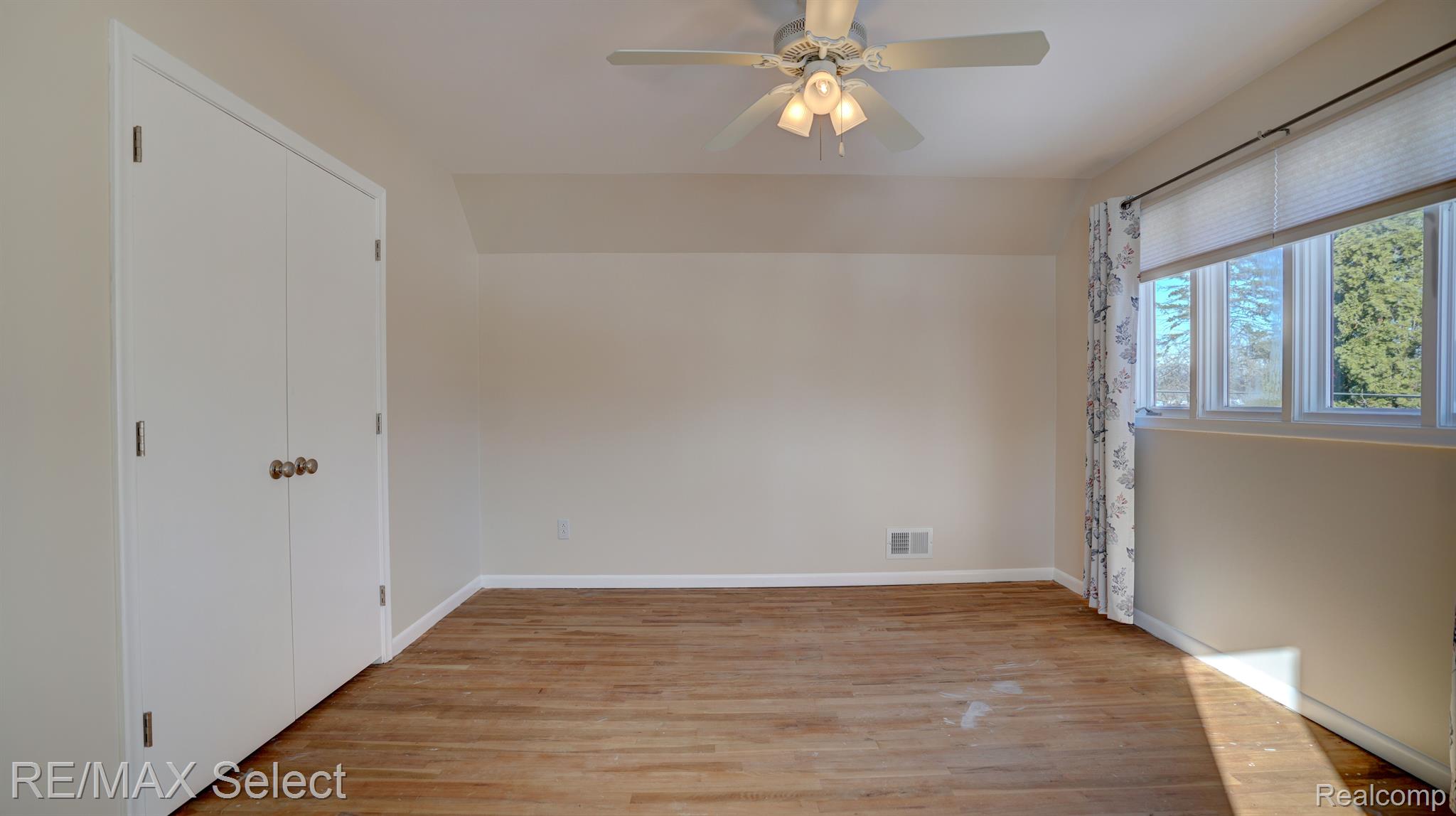 5447 Provincial Road Grand Blanc, MI 48439 - Photo 28 of 46 Gallery Image 28