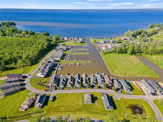 $130,000 | Lot 40 Harbour Town, Bridgeport, NY 13030