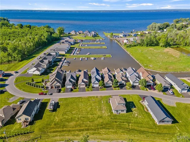 $130,000 | Lot 40 Harbour Town, Bridgeport, NY 13030