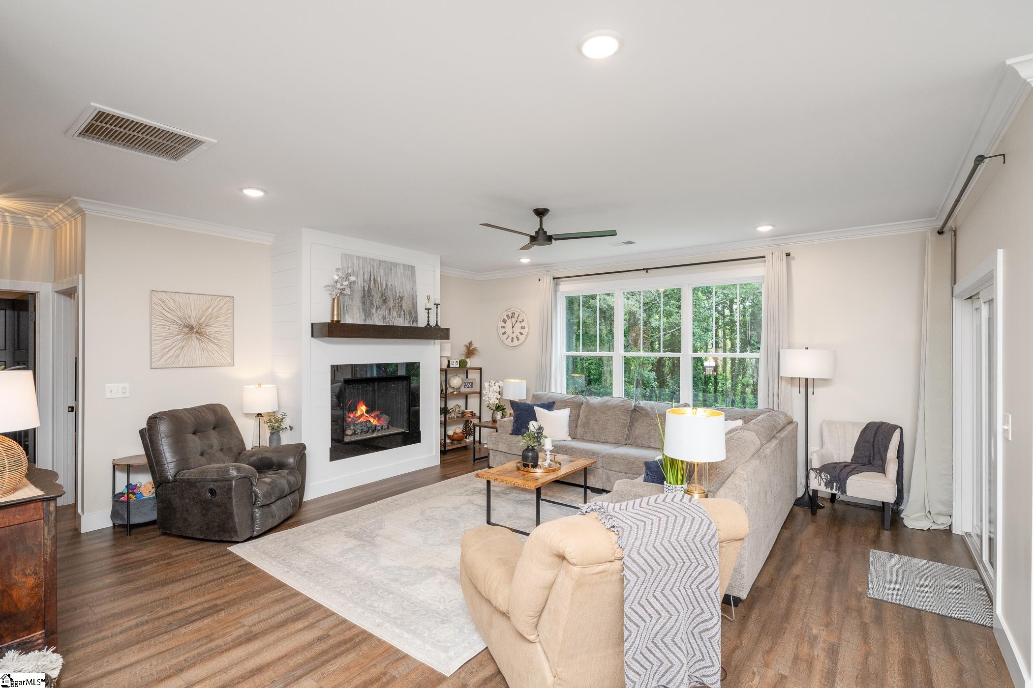 254 North Suber Road Greer, SC 29651 - Photo 13 of 37