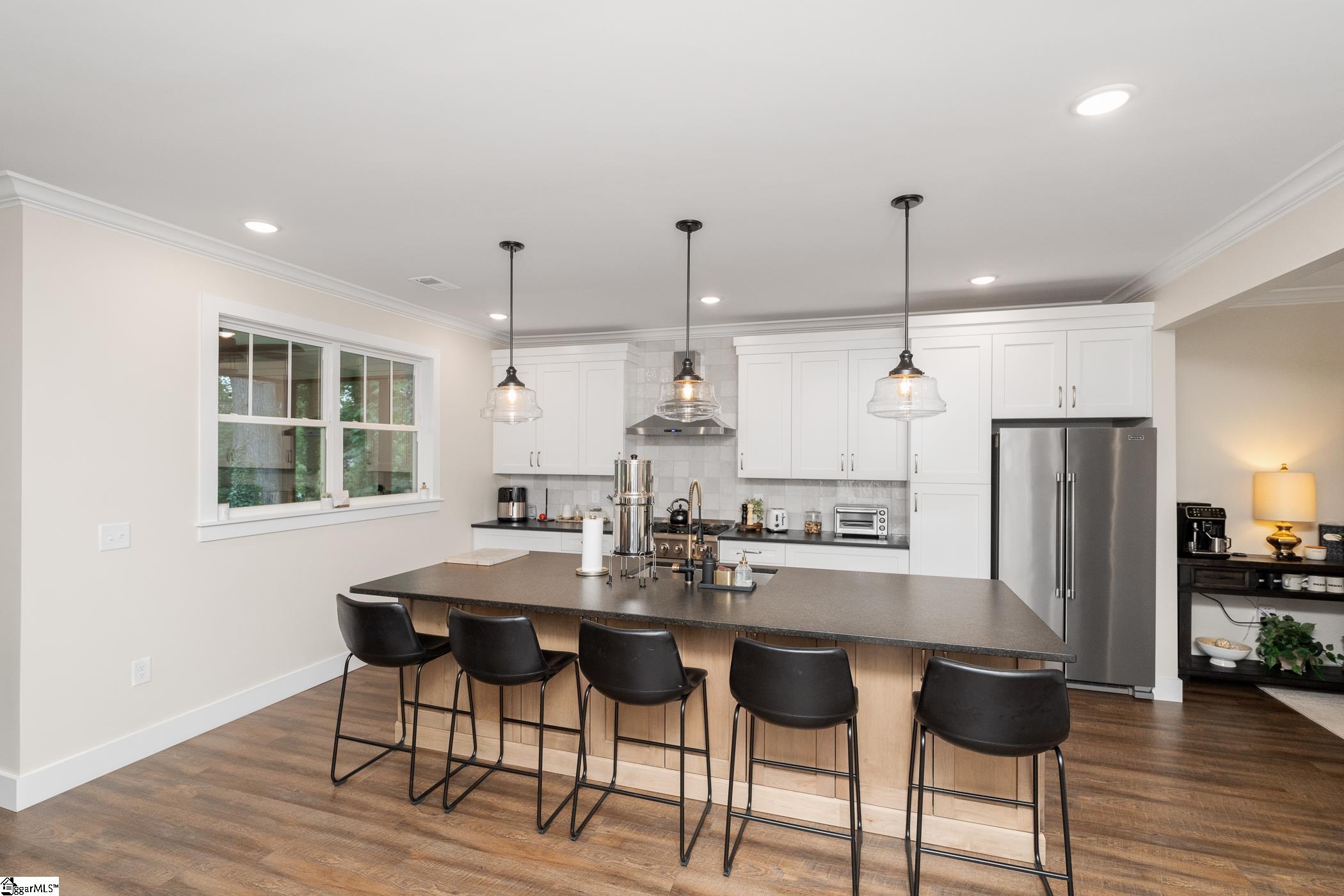 254 North Suber Road Greer, SC 29651 - Photo 10 of 37