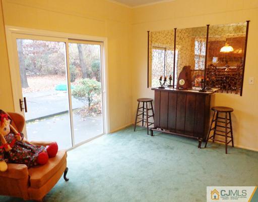 13 Alexander Road East Brunswick, NJ 08816 - Photo 15 of 23 Gallery Image 15