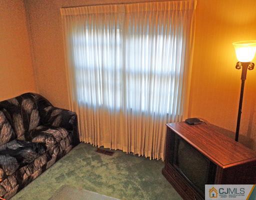 13 Alexander Road East Brunswick, NJ 08816 - Photo 22 of 23 Gallery Image 22