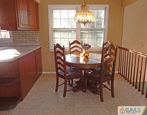 13 Alexander Road East Brunswick, NJ 08816 - Photo 4 of 23 Gallery Image 4